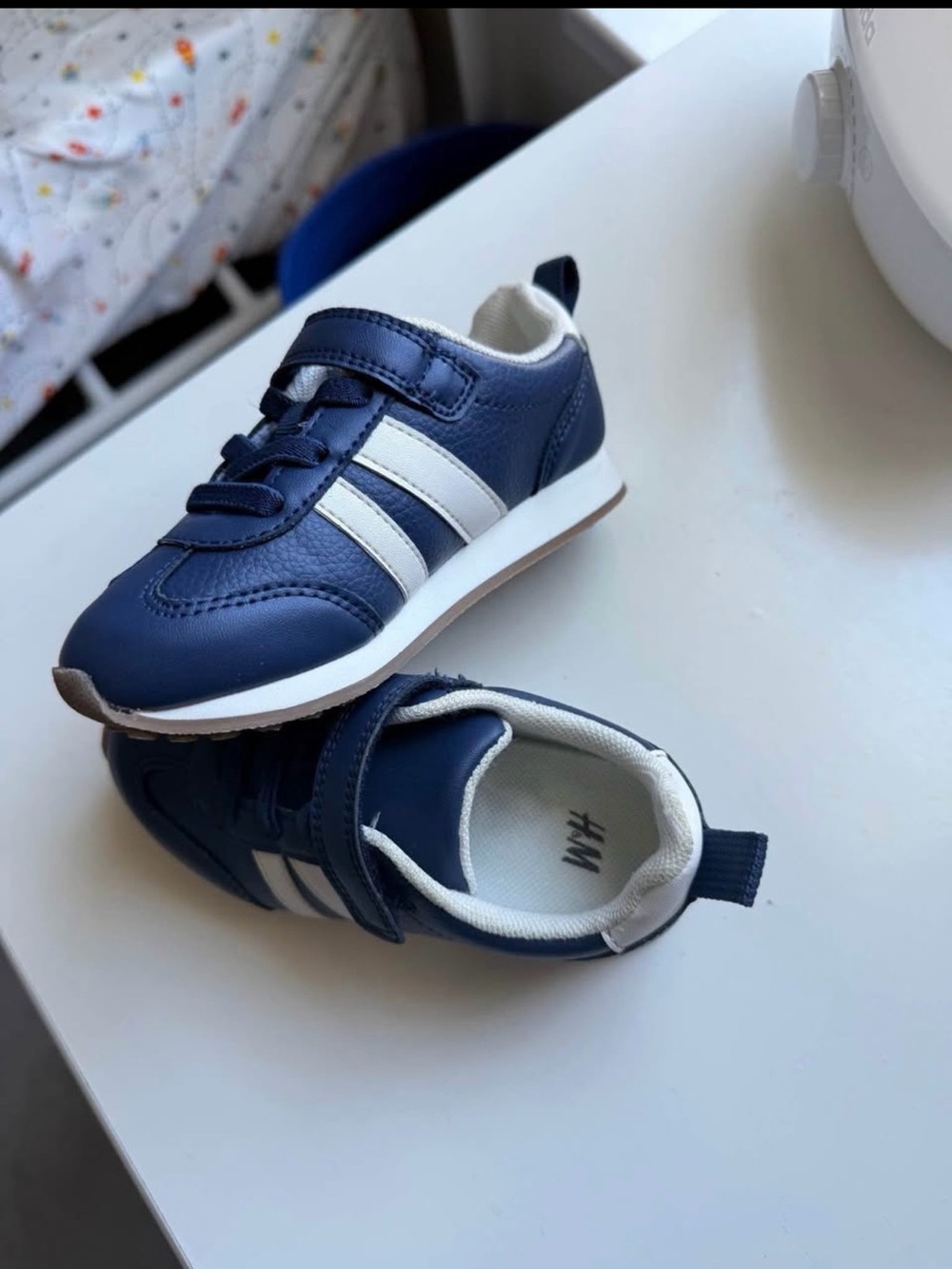 H&M Navy and White Kids Velcro Athletic Sneakers - Picture 3 of 5